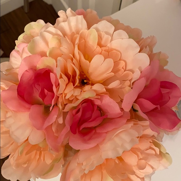 Flower decor - Picture 2 of 2